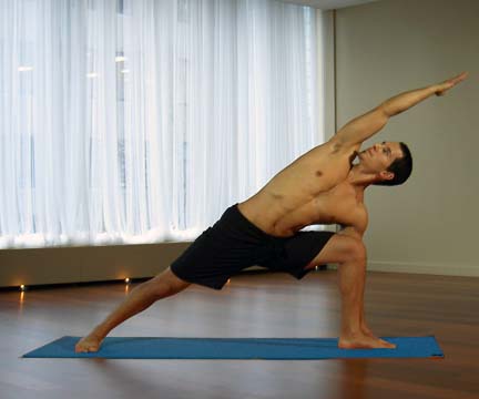 extended side angle pose
